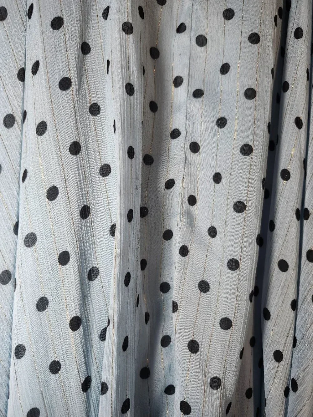 Light blue sleeveless pintuck polka dot dress - Picture 6 of 9